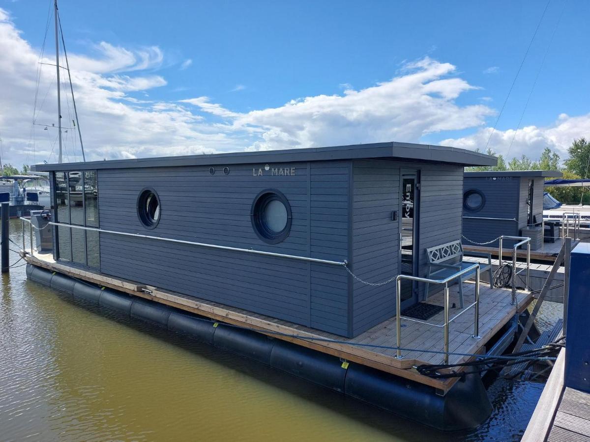 Luxury Houseboat In Volendam Marina Hotel Eksteriør billede